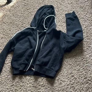 Black Zip Up. Slightly cropped. size M